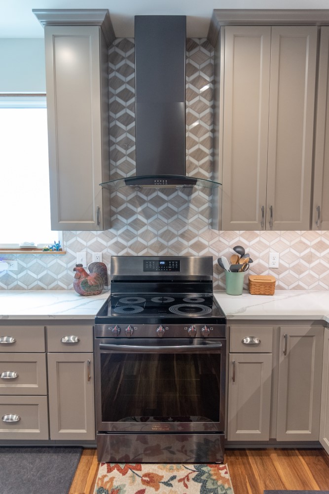 Stove and vent after kitchen remodel in Waukesha